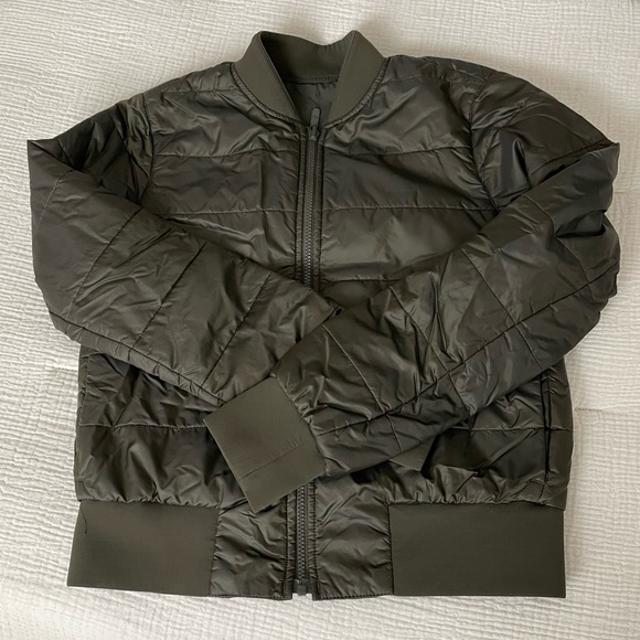 Lululemon non-stop bomber jacket size 6 - Picture 2 of 3